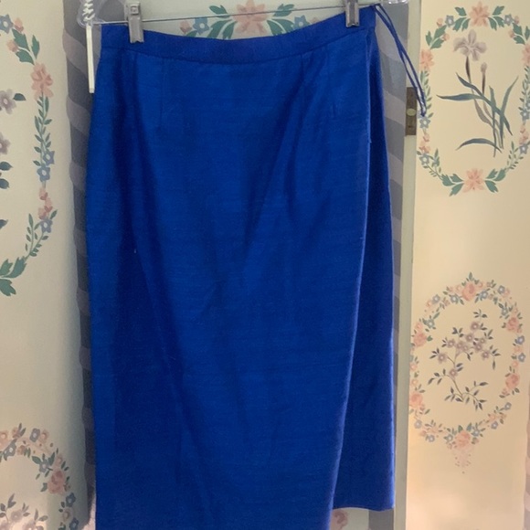 VICTOR COSTA LADIES ROYAL BLUE SILK SUIT JACKET & SKIRT 12 - Picture 7 of 10